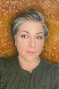 A photo of Lisa Scholes