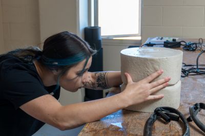 Students work on sculpture art projects