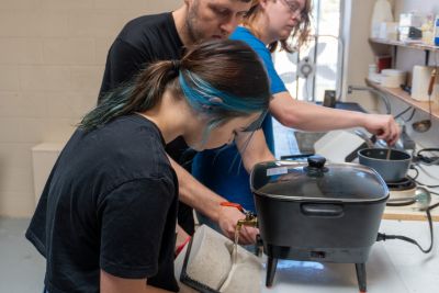 Students work on sculpture art projects