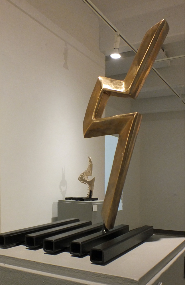 Study in Line: G, Ian Johnson, bronze and steel