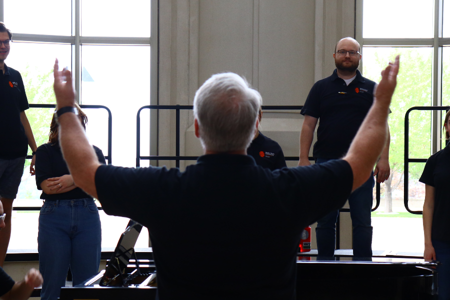 Anderson directs the chamber choir