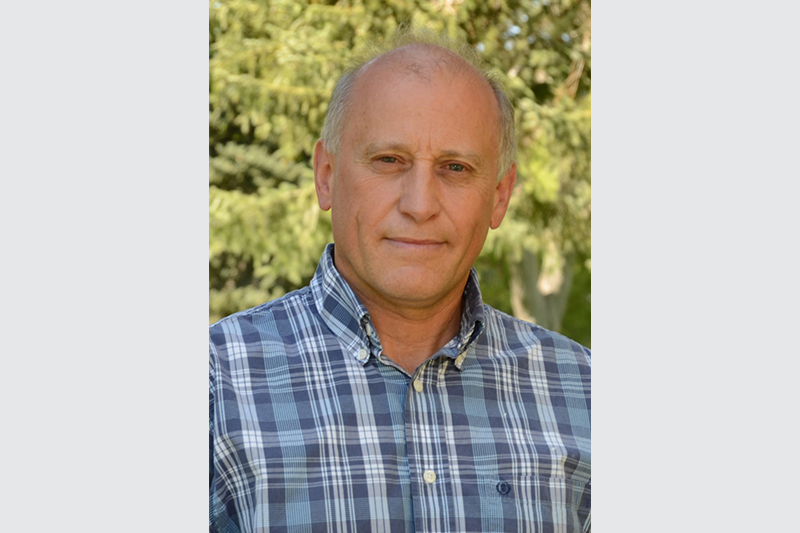 A photo of Leonid Hanin