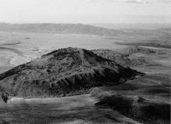 China hat, a rhyolite dome