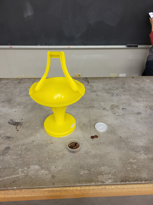 A mini coin funnel