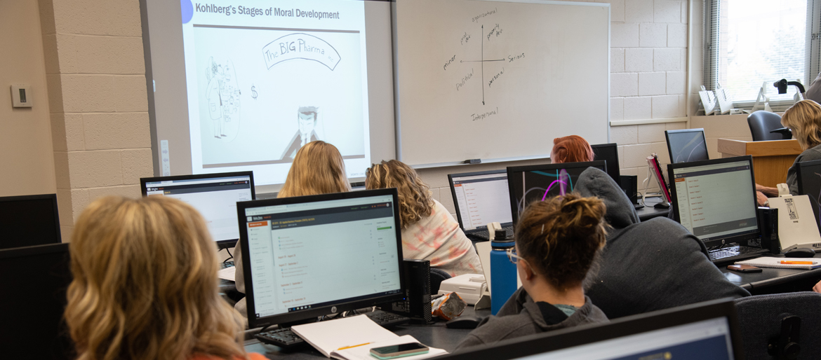 Students in Small Business Technology Computer Lab