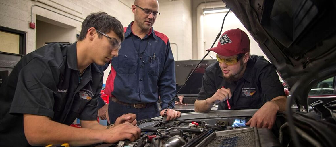 Automotive Technology Students Working In Lab