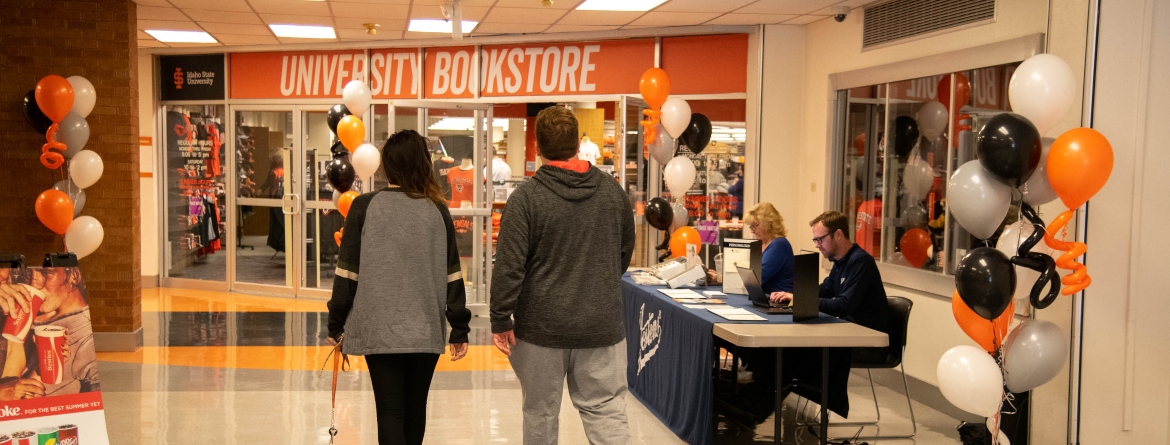 Students entering the bookstore for grad finale