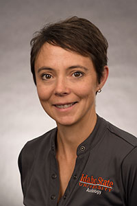 photograph of Jenn Holst