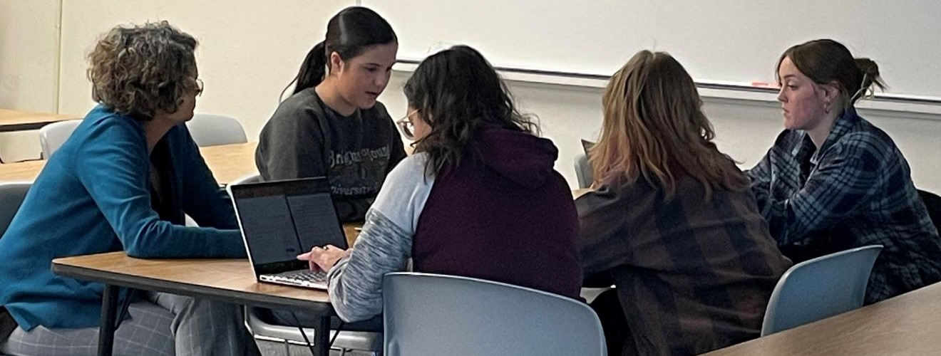 ISU BS in Dietetics students work on group project in college classroom