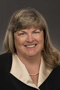 Laura McKnight, Clinical Associate Professor