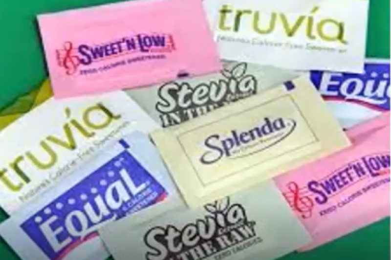 Picture of packets of artificial sweeteners, e.g, Sweet n Low, Truvia, Equal, Splenda