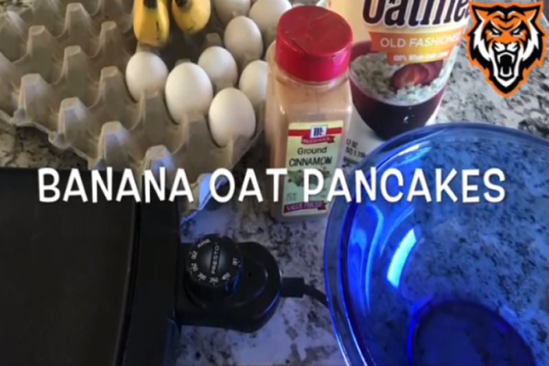 Picture of ingredients used to make banana oat pancakes