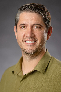 Headshot of Abraham Romney