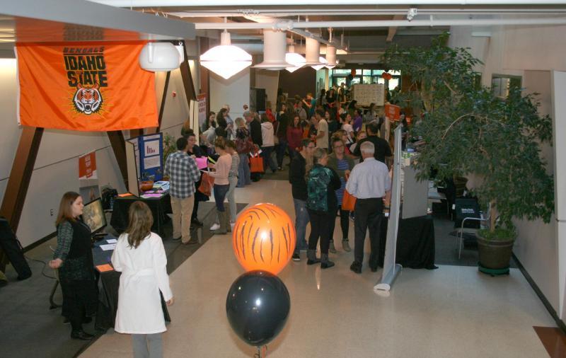 Students in mall at Health Science Experience Night