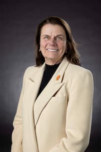 Headshot of Renae Scott