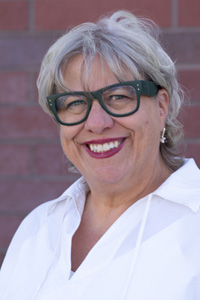 Headshot Tanya Ostrogorsky