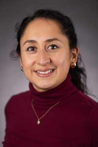 Professor Lizabeth de la Cruz