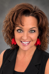 Tara Contreras Headshot