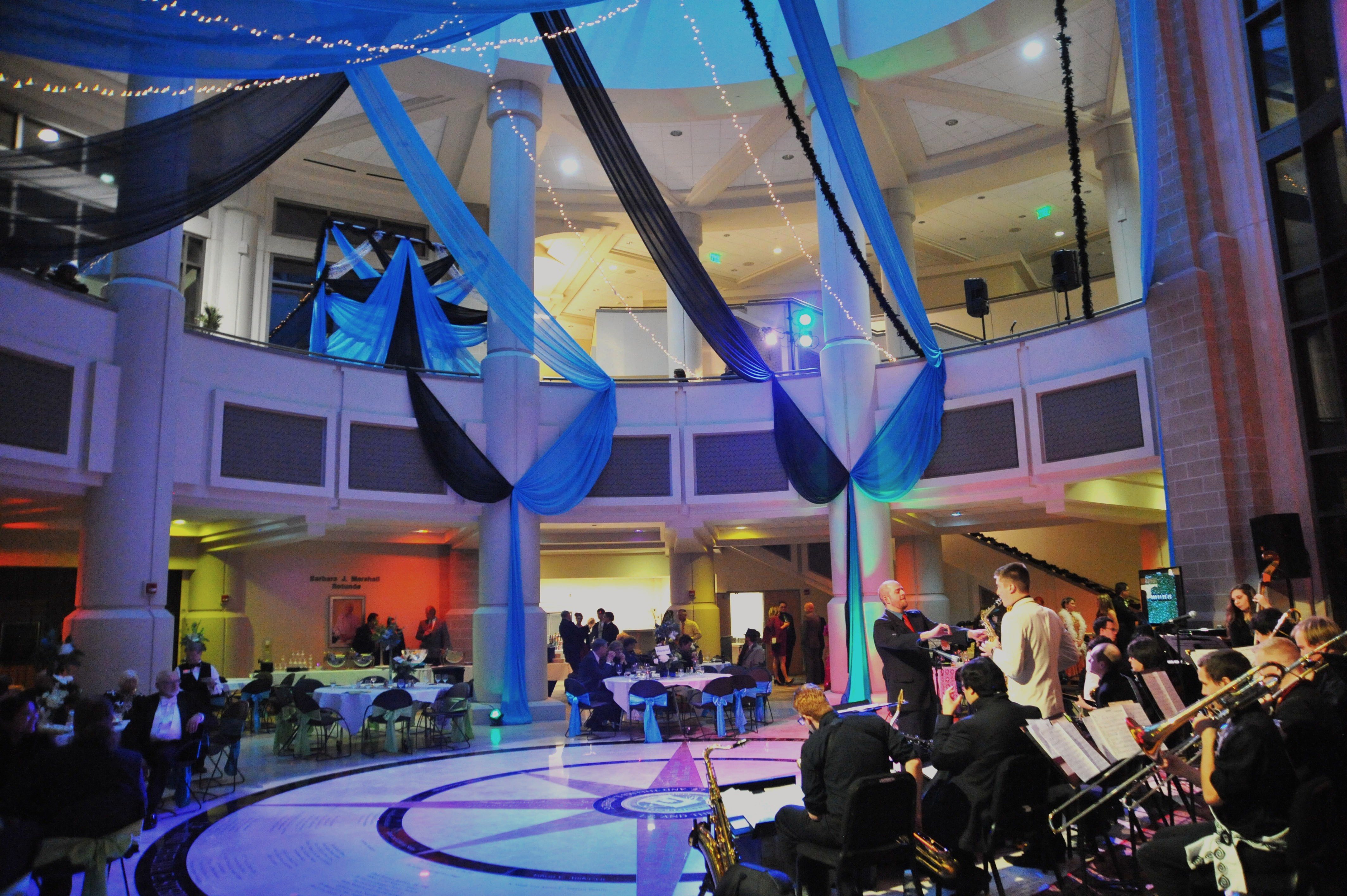 Photo of the New Year Gala in the Rotunda