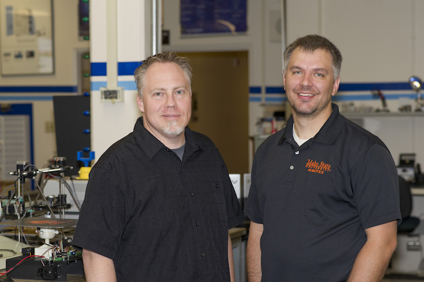 Photo of researchers Shane Slack, left, and Geran Call.