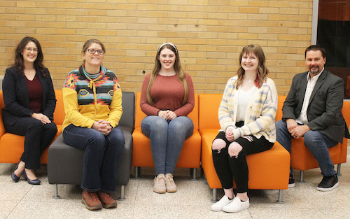 Group photo of honors students and professors