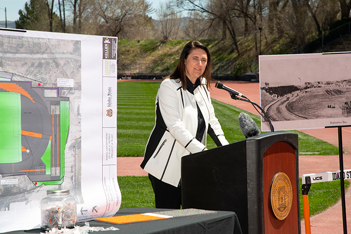 Pauline Thiros announces planned renovations to Davis Field