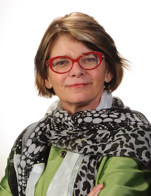 Headshot of Chantal de Jonge Oudraat.