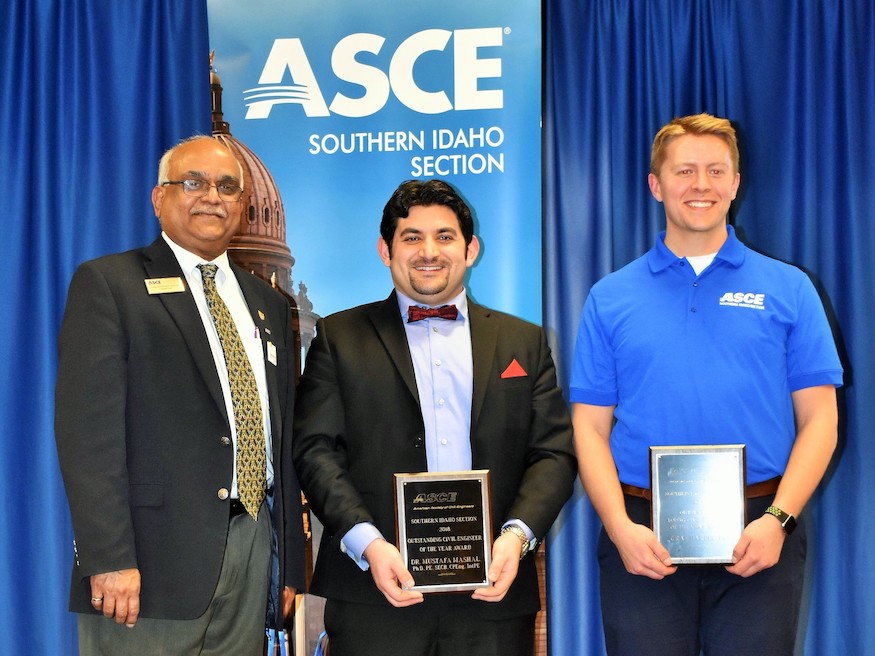 Photo of award winners at ASCE banquet
