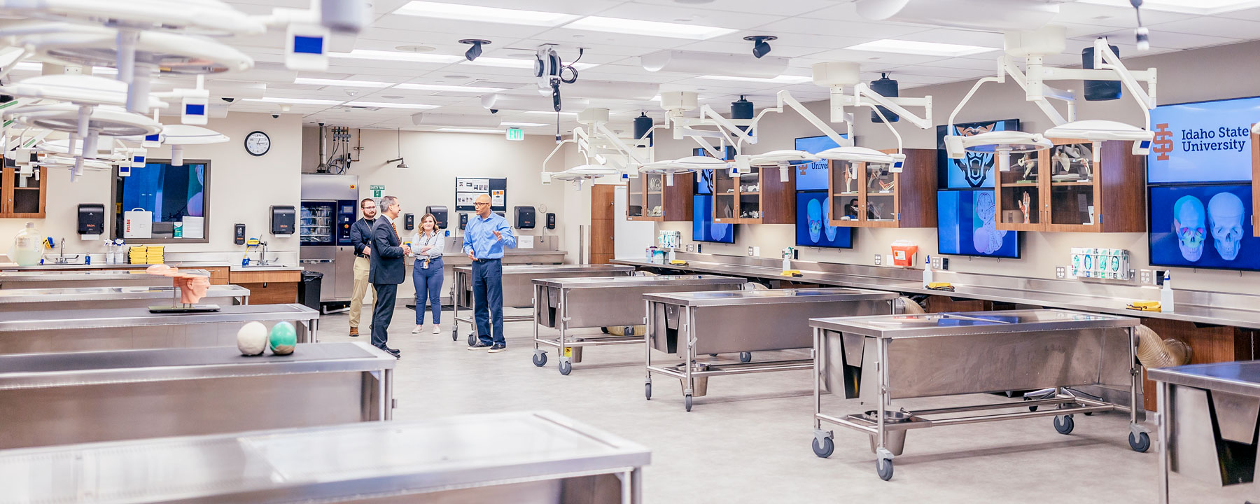 President Wagner taking a tour of the Meridian Campus healthcare labs.