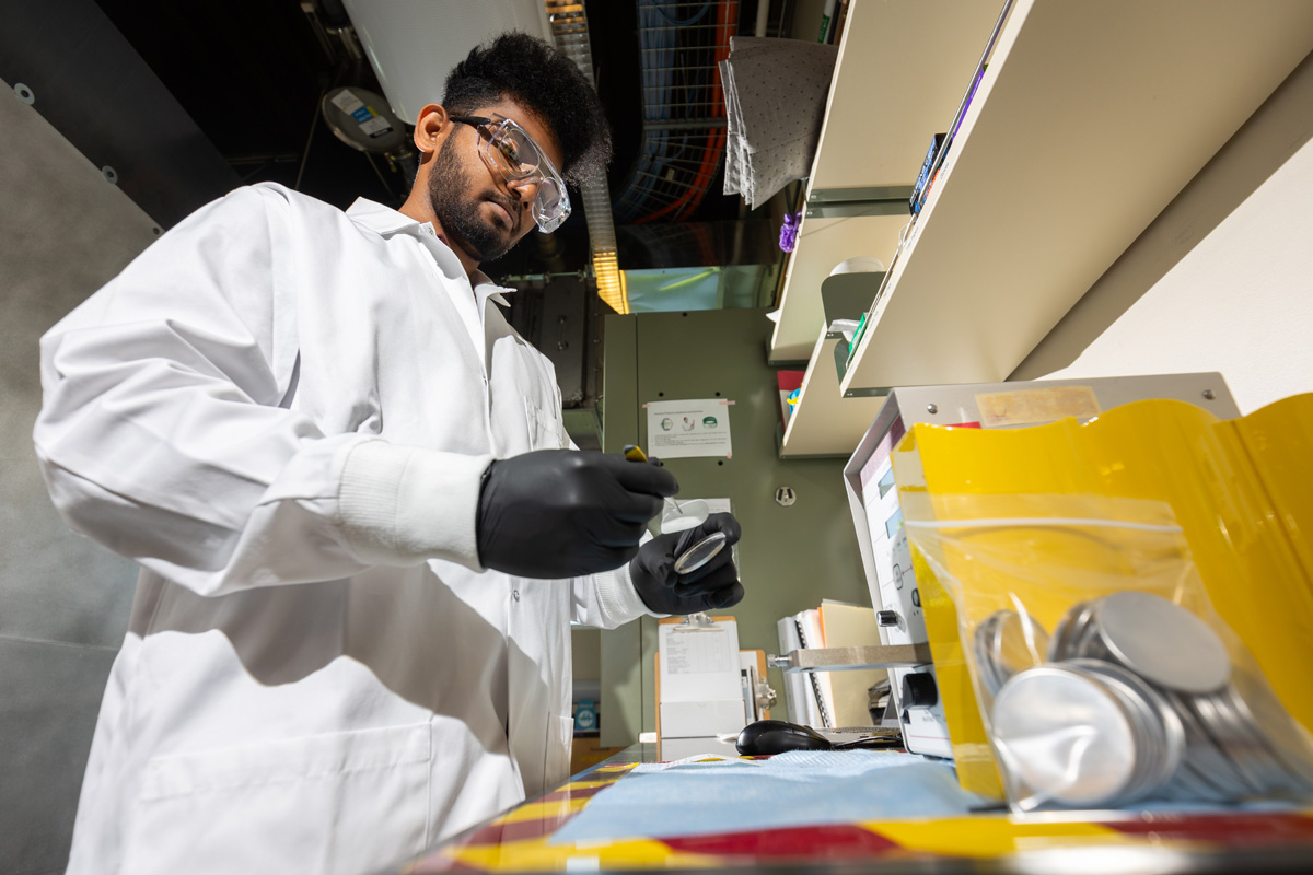 Students conduct research at the Critical Materials and Energy Systems Innovation Center (CMESIC), a joint facility operated by ISU and Idaho National Laboratory.