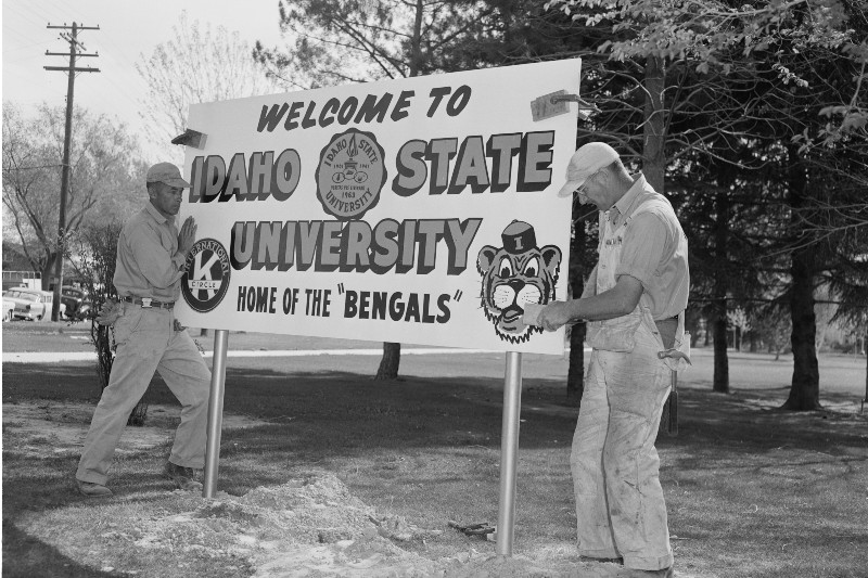 First ISU sign on campus