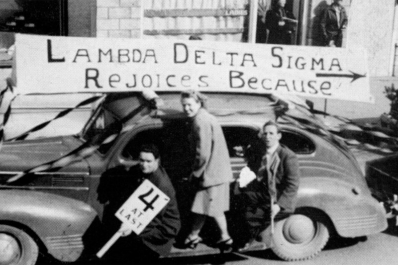 Lambda Delta Sigma float in 1947 Homecoming parade