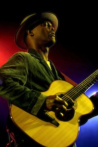 Eric Bibb starts off this year's 