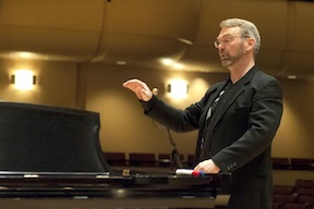 Scott Anderson conducting