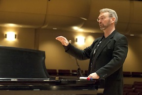 Scott Anderson conducting